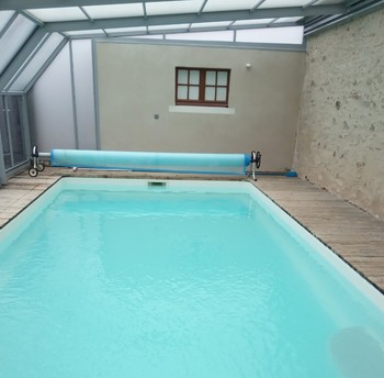 la piscine couverte et chauffée