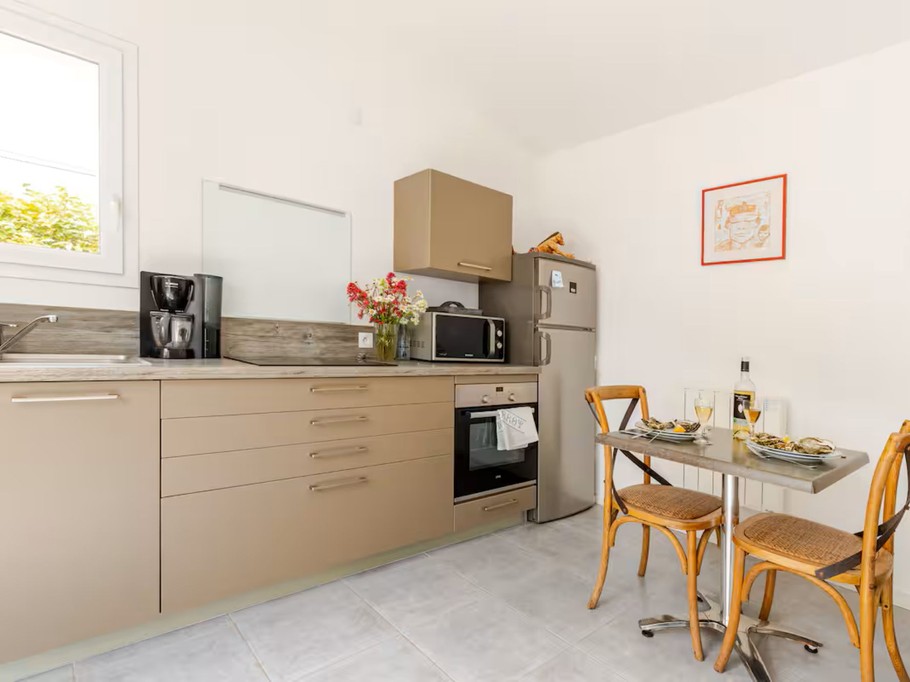 TRIBORD holiday home with private courtyard and car park for 2 people in St Denis d'Oléron, Charente-Maritime