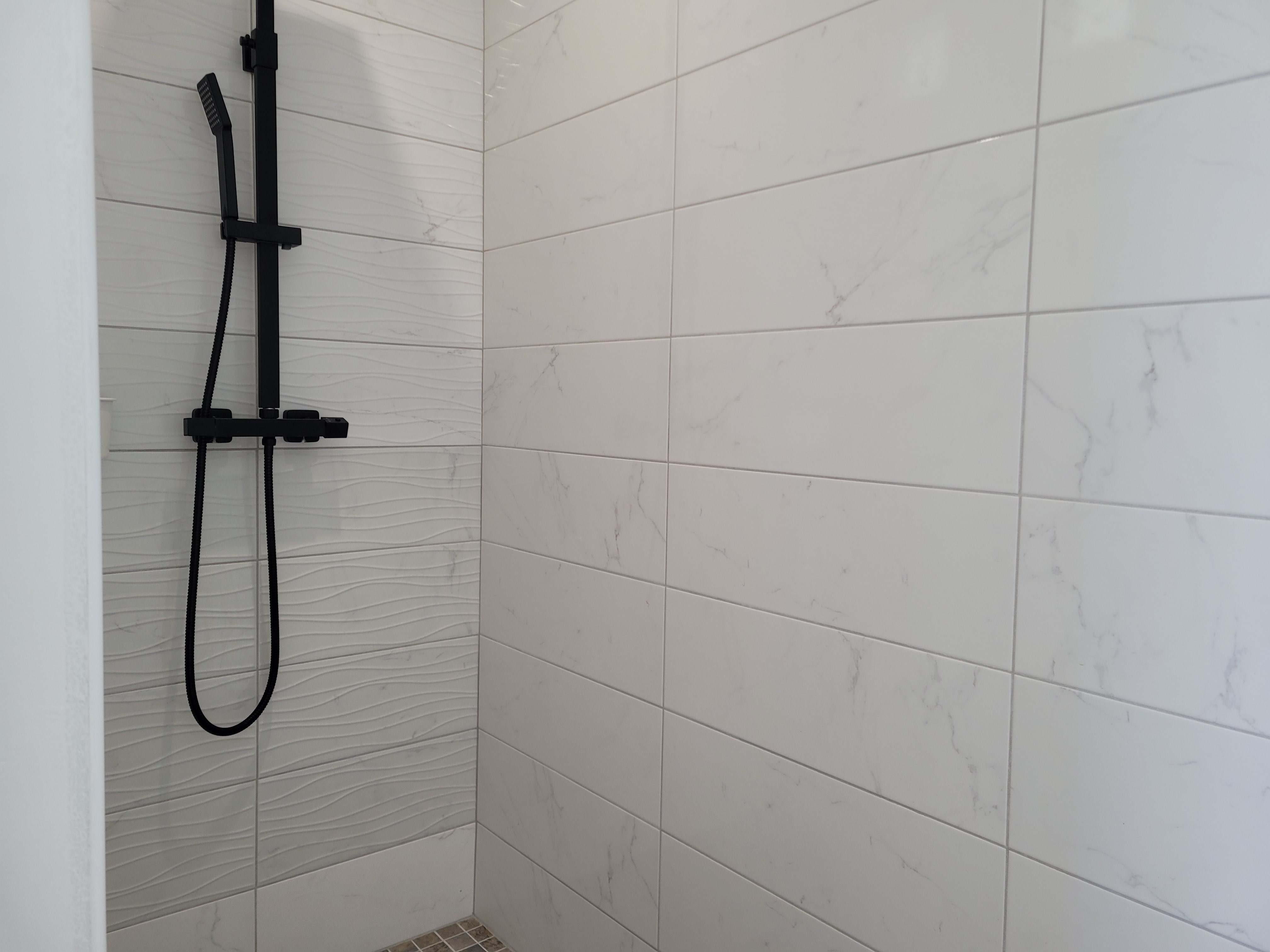 Location Ty Kermaudez, Clévacances, Paimpol, salle d'eau