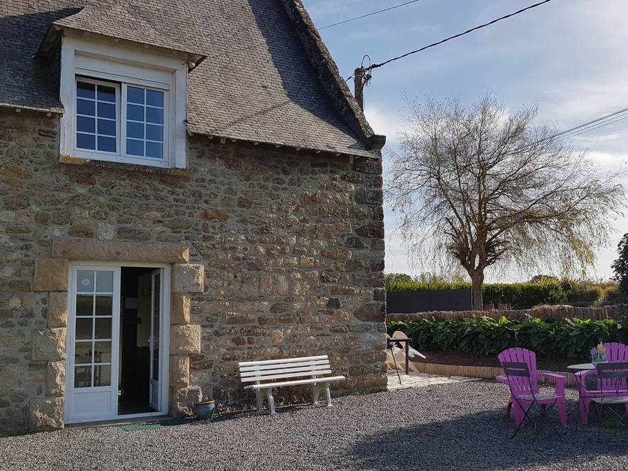 Façade de la maison, ancienne longère.
Crédits photo : Clévacances Ille-et-Vilaine