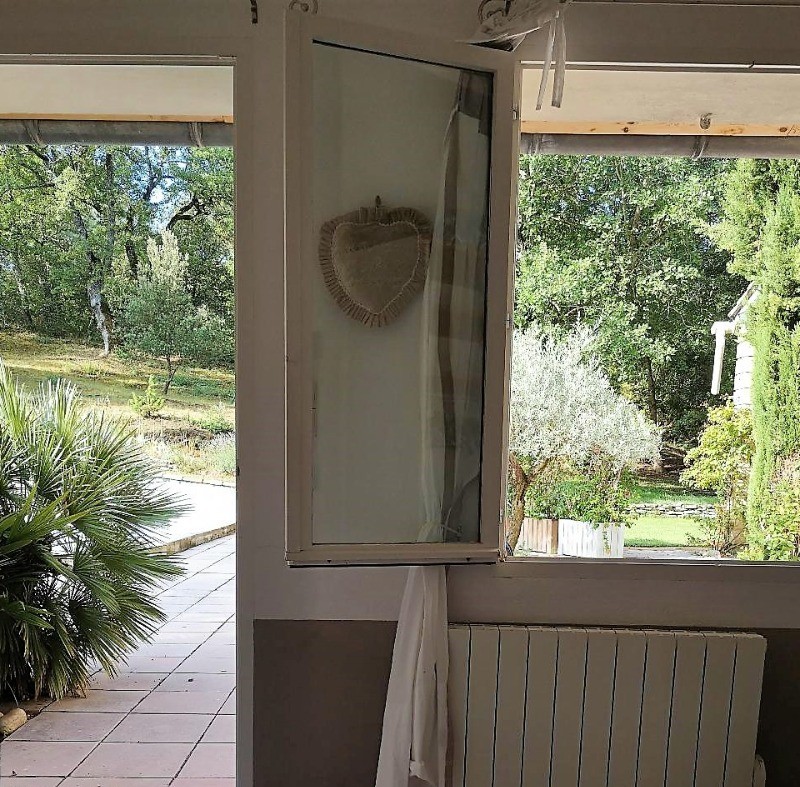 Chambre accès piscine