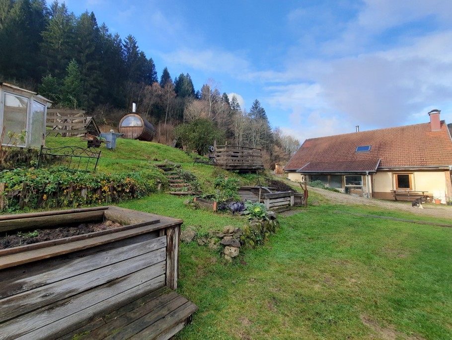 EXTÉRIEUR - Gîte familial Scaravella, St Maurice sur Moselle, Rouge Gazon - Vosges, Ballon d'Alsace, Naure, Calme, Famille