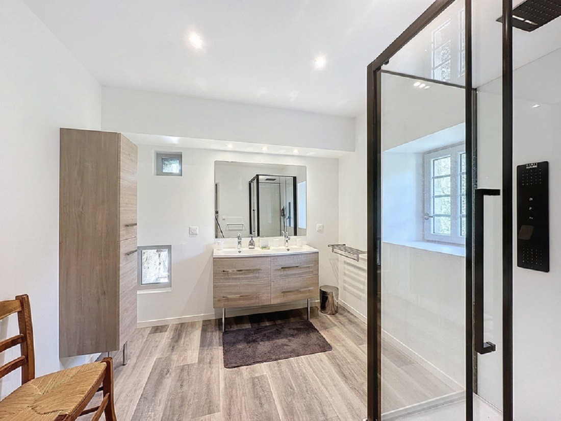 Le Moulin de Chibert - Salle d'eau, Glénic, Creuse