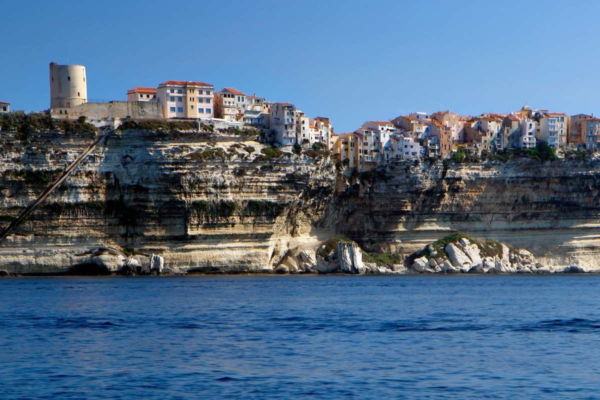 Les célèbres falaises de Bonifacio.