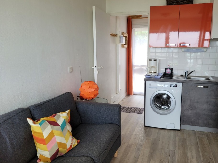 Coté cuisine et entrée