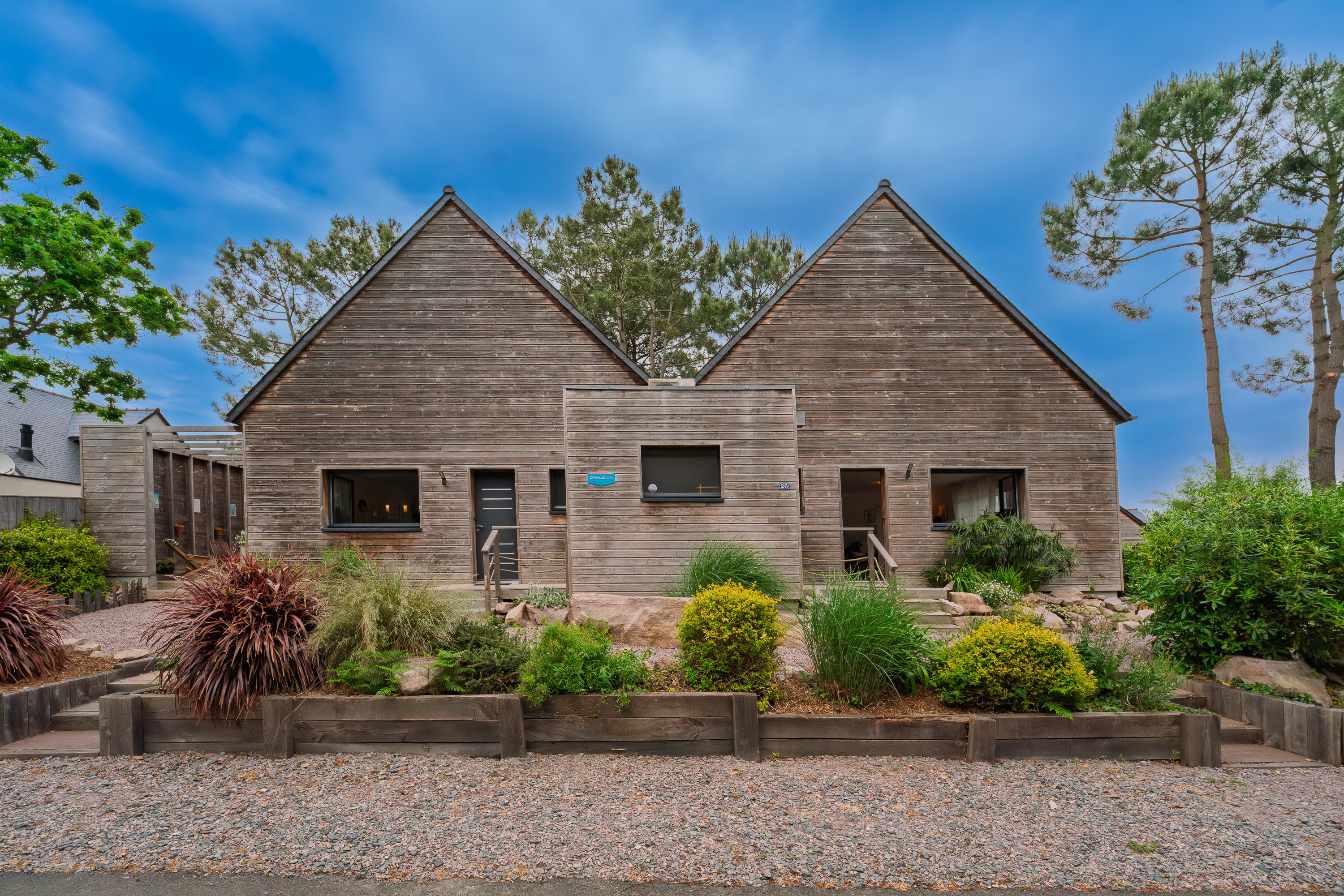 House car park, street view
