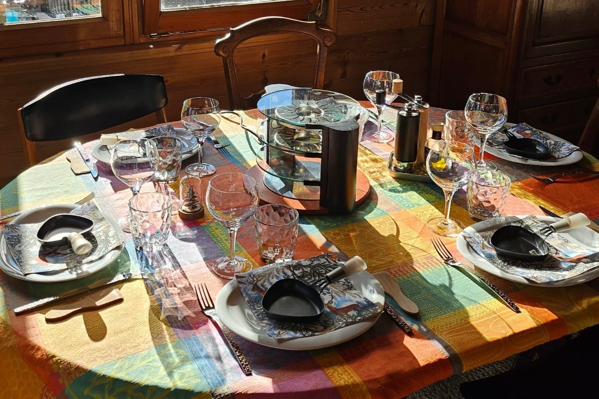 Raclette, fondue, pâté lorrain ou encore choucroute : les plats régionaux sont à l'honneur (sur réservation / tarification en supplément)