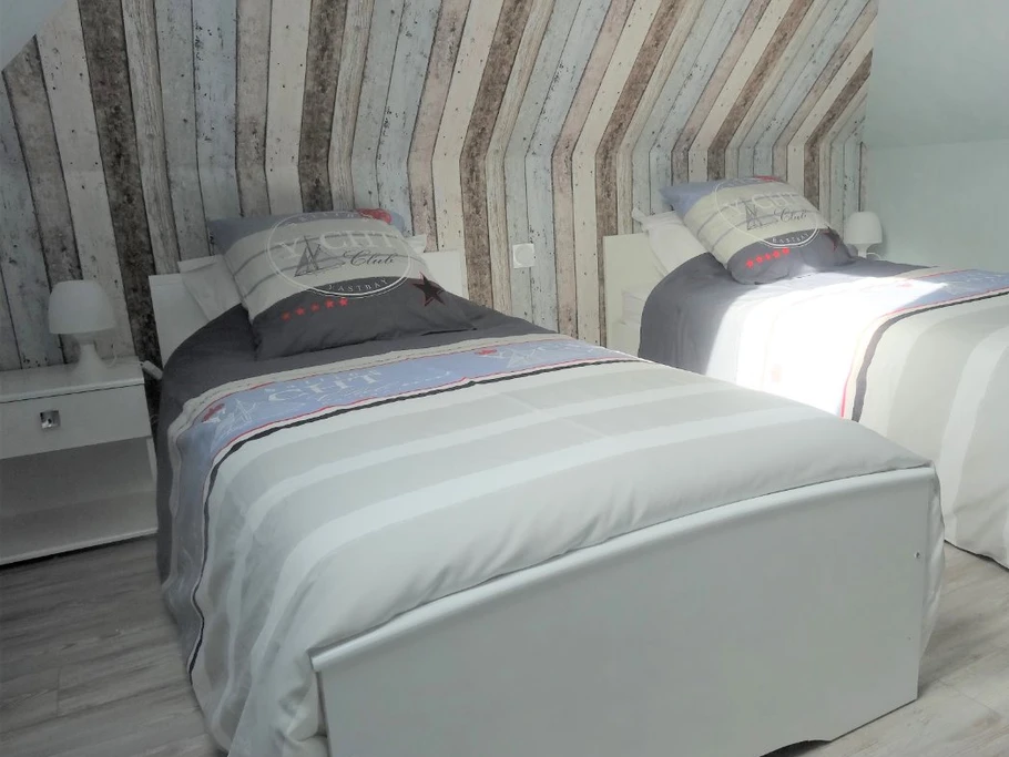 Chambre 3 avec deux lits de 1 personne