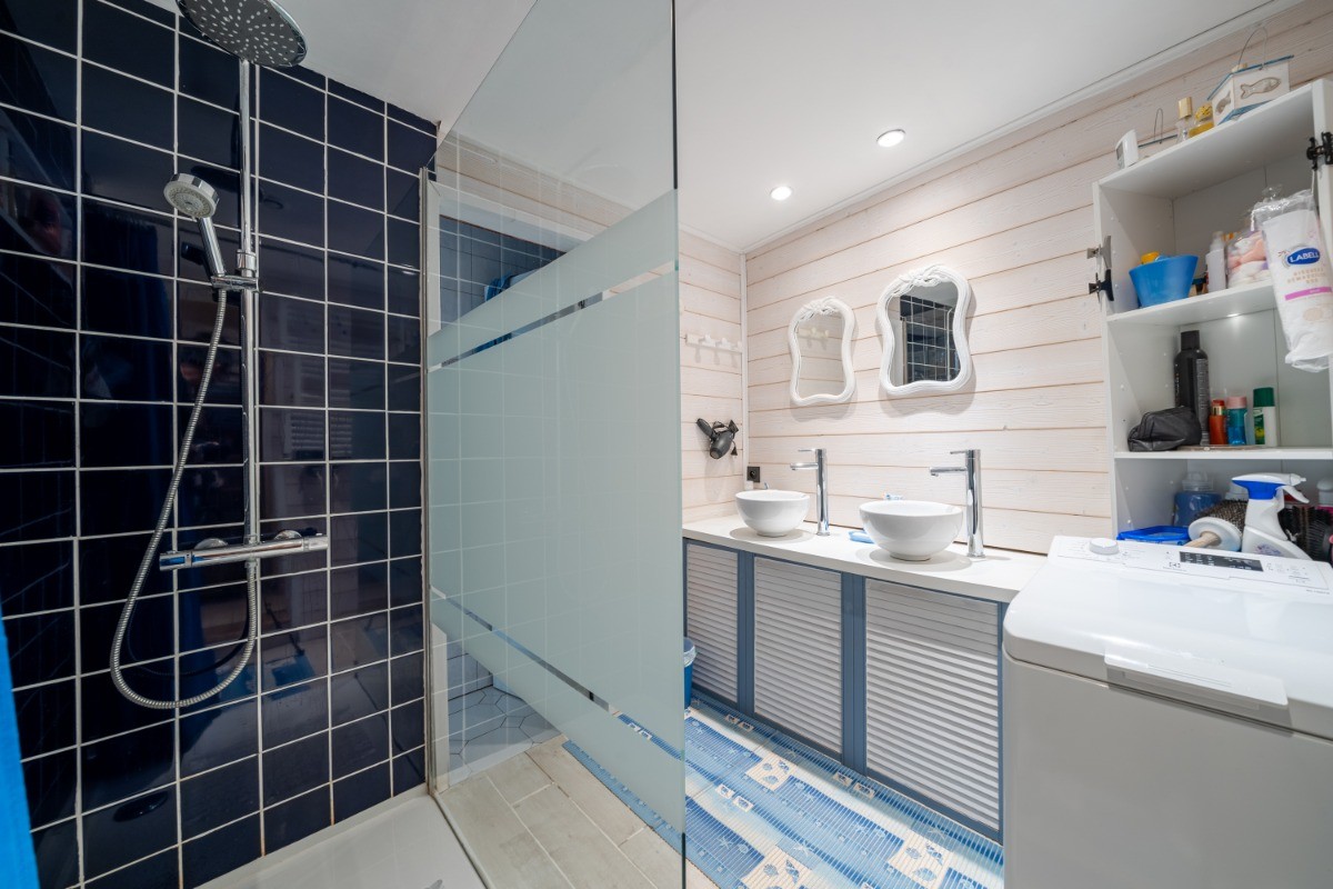 Gîte les Cougnas, salon d'eau refaite à neuf
