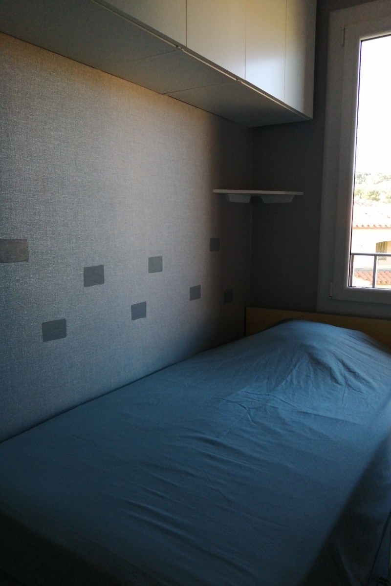 Deuxième chambre avec lit en 90