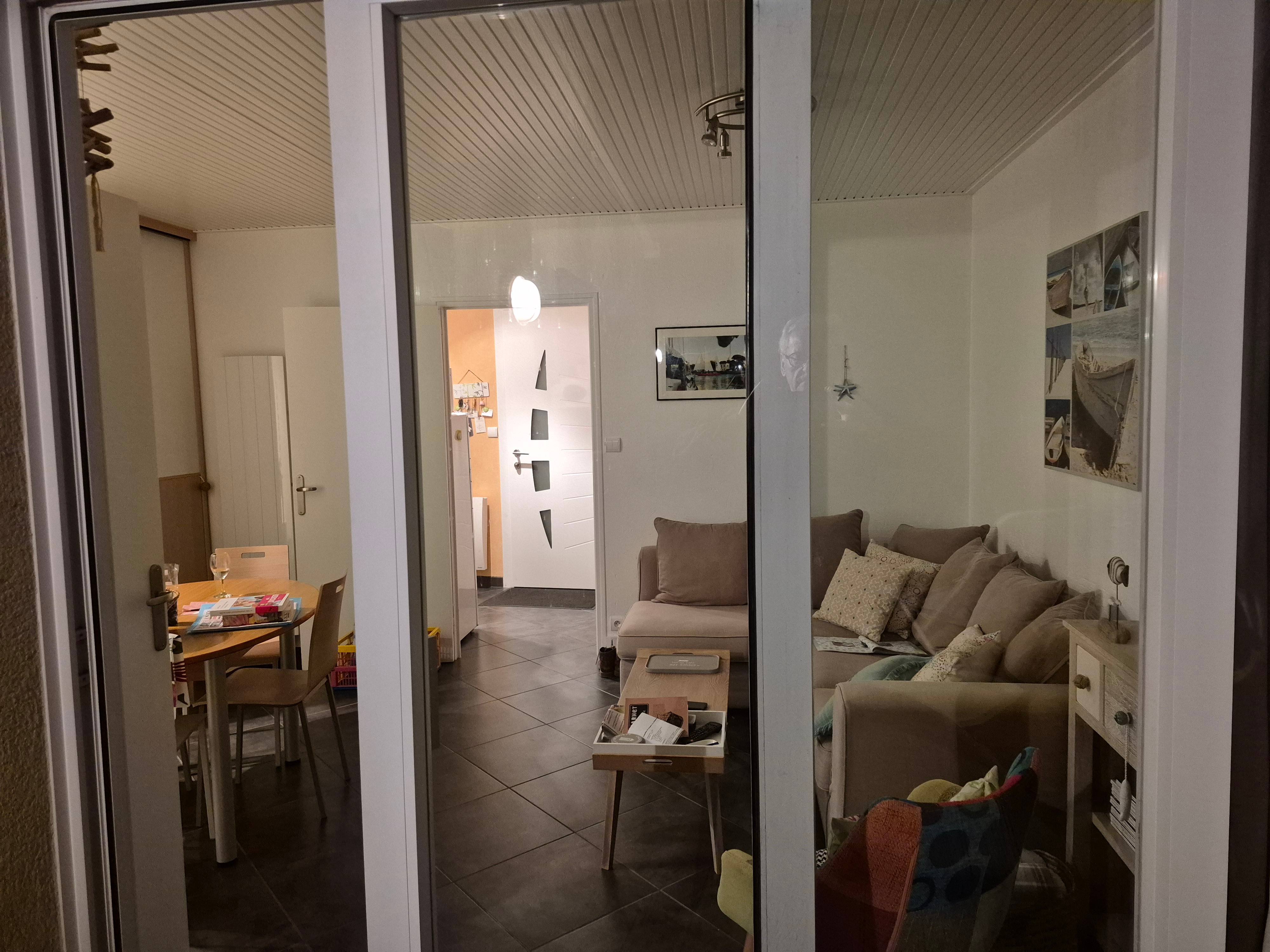 Vue du salon depuis la terrasse