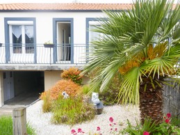 Garage et parking +terrasse à disposition