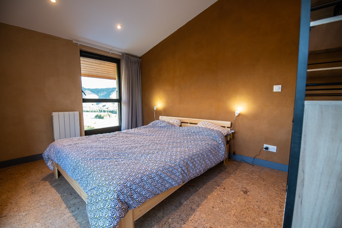 Halte Air et Go/ Cheval blanc/ Chambre étage 160 x 200