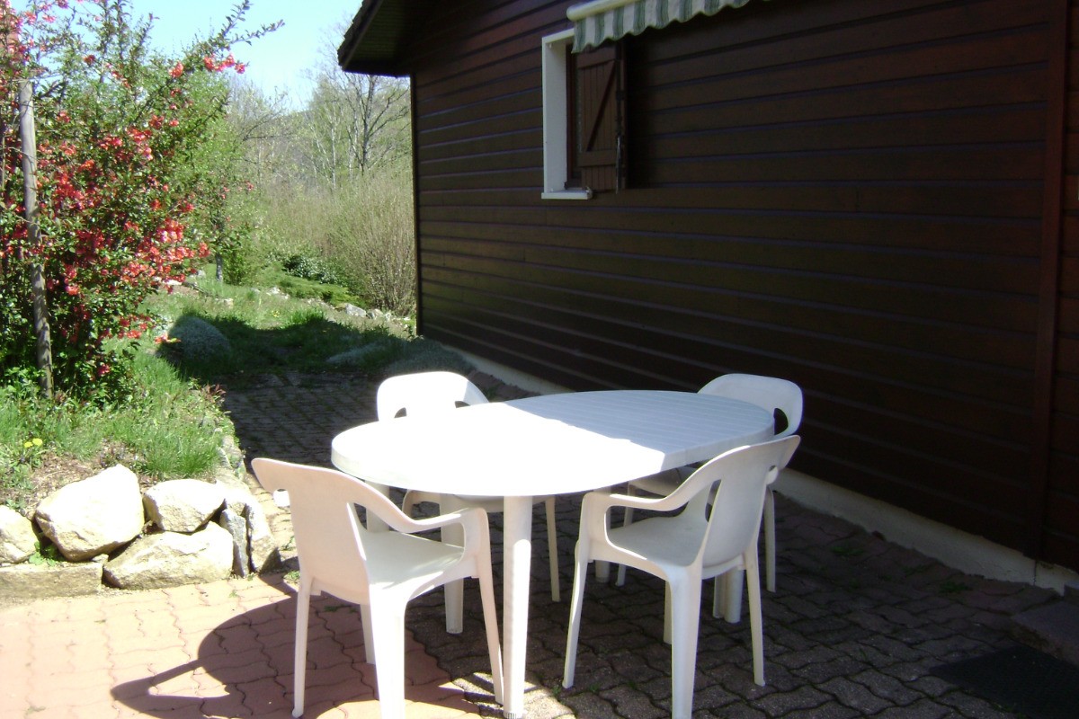 2nde terrasse à l'arrière du chalet - Chalet de Grany