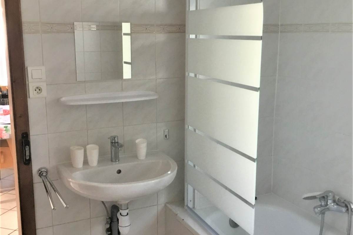 Salle de bain rez-de-chaussée