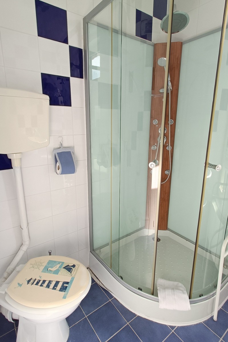 Villa bon repos - Chambre du Guiel - Douche