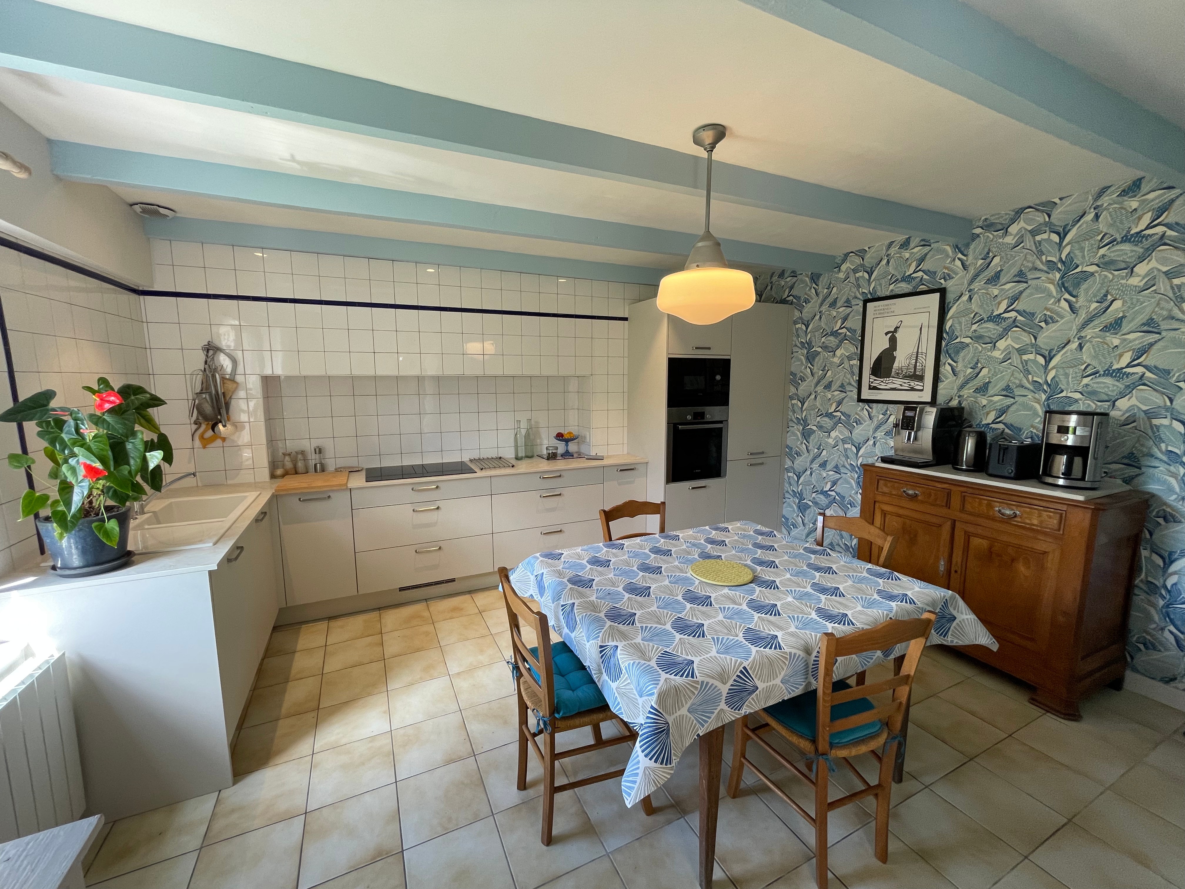 Cuisine aménagée entièrement équipée
