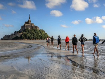 Traversée de la Baie du Mont-Saint-Michel et visite de l'Abbaye.
Crédits photo : CRTB GILARD-Pierre-Yves