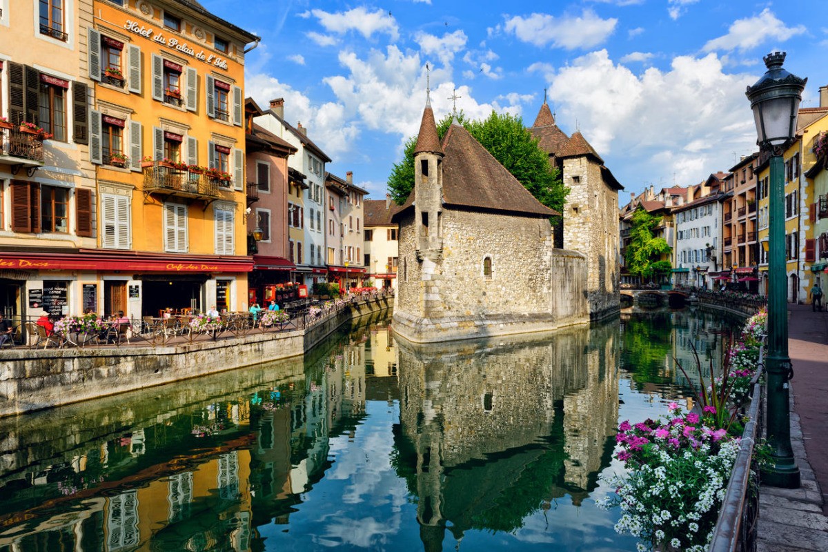 Annecy à 16 km