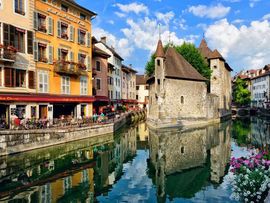 Annecy à 16 km
