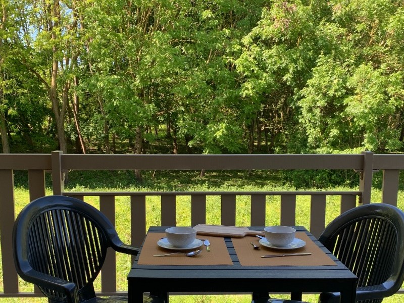 Petit-déjeuner en terrasse