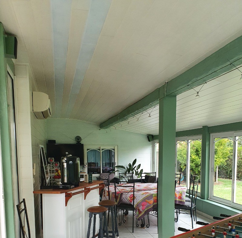 Véranda- gite au Mariolles - villecomtal - gers