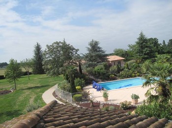 Vue sur Piscine - Saint Sulpice - Tarn -