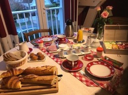 Petit-déjeuner Villa Côté Mer Stella-Plage