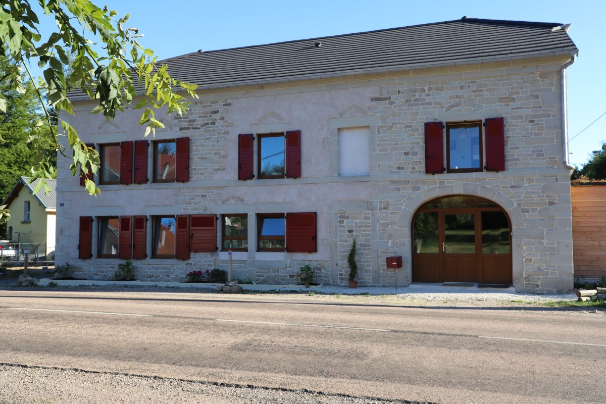 L'Hôtel Enfoncée Chambres et Table d'hôtes Le Val d'Ajol