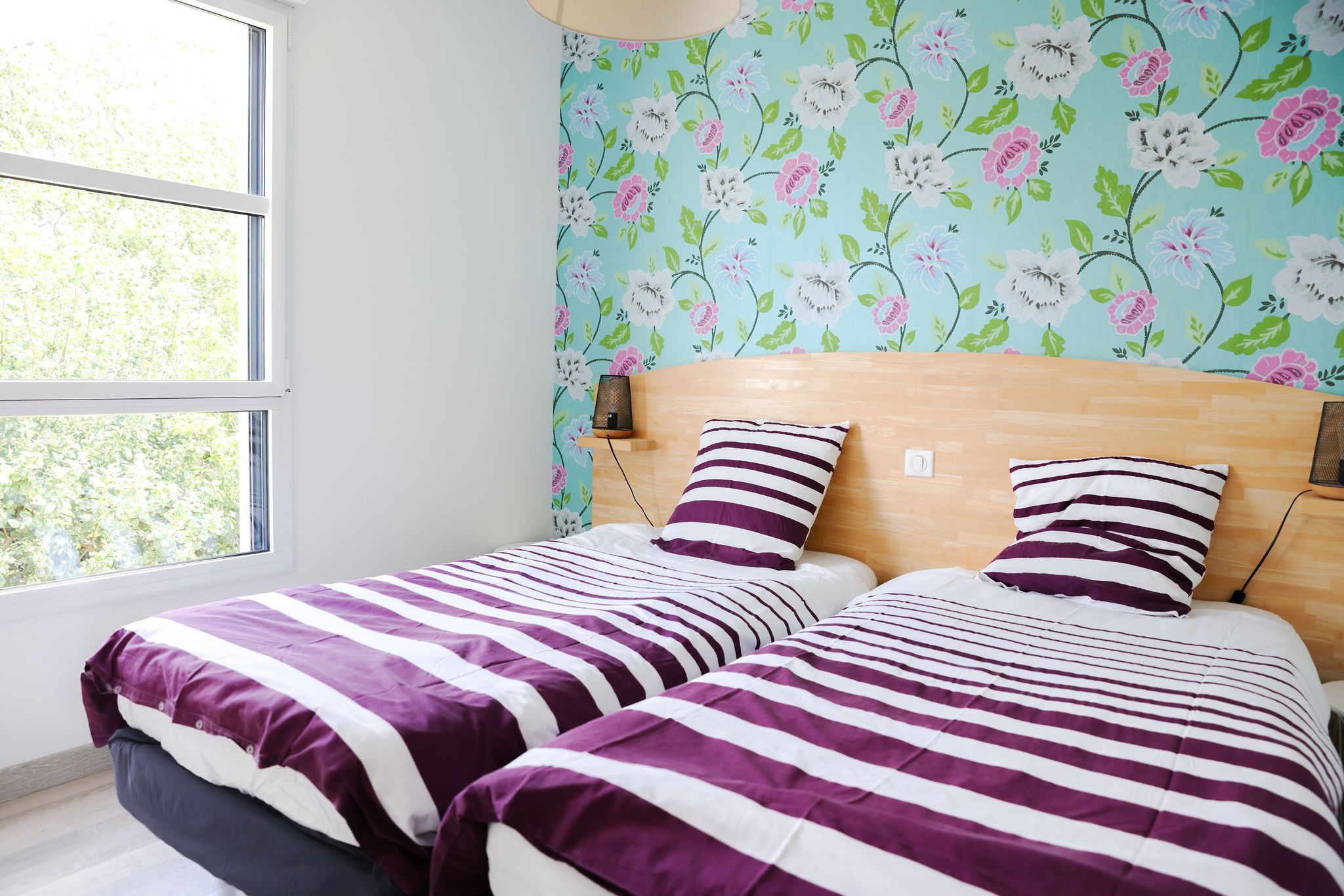 chambre 2 à 2 lits 90*190 ou 1 grand lit king size 180*190