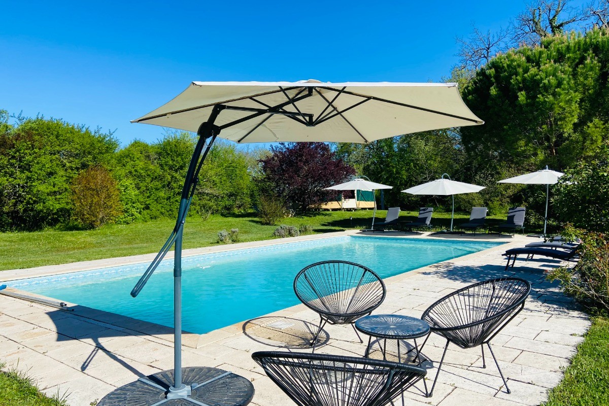 Piscine partagée 12X6 m