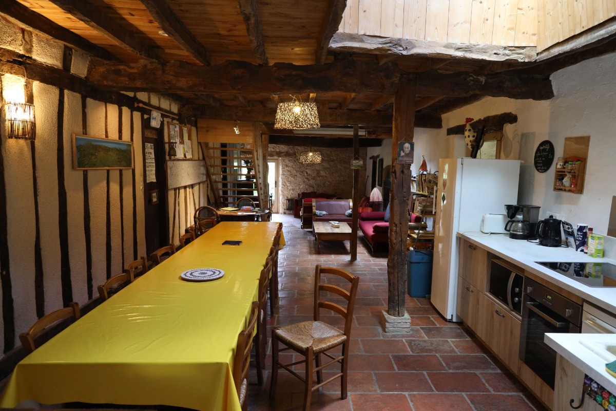 Salon avec la Cuisine