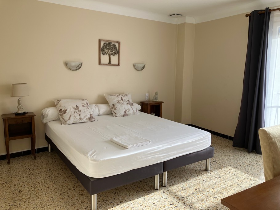 linge de lit 90x200 ou 180x200 fourni