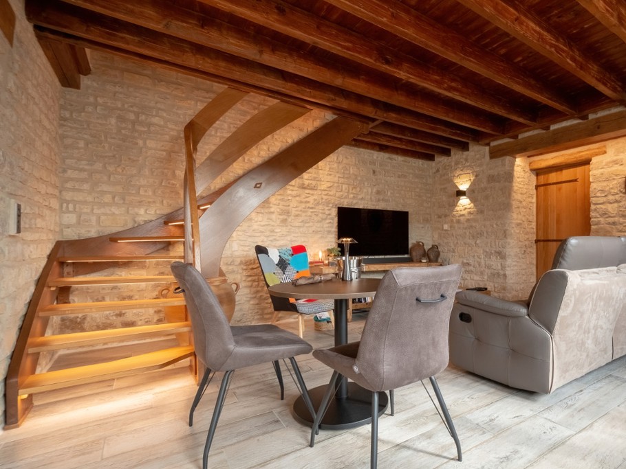 Espace repas et salon