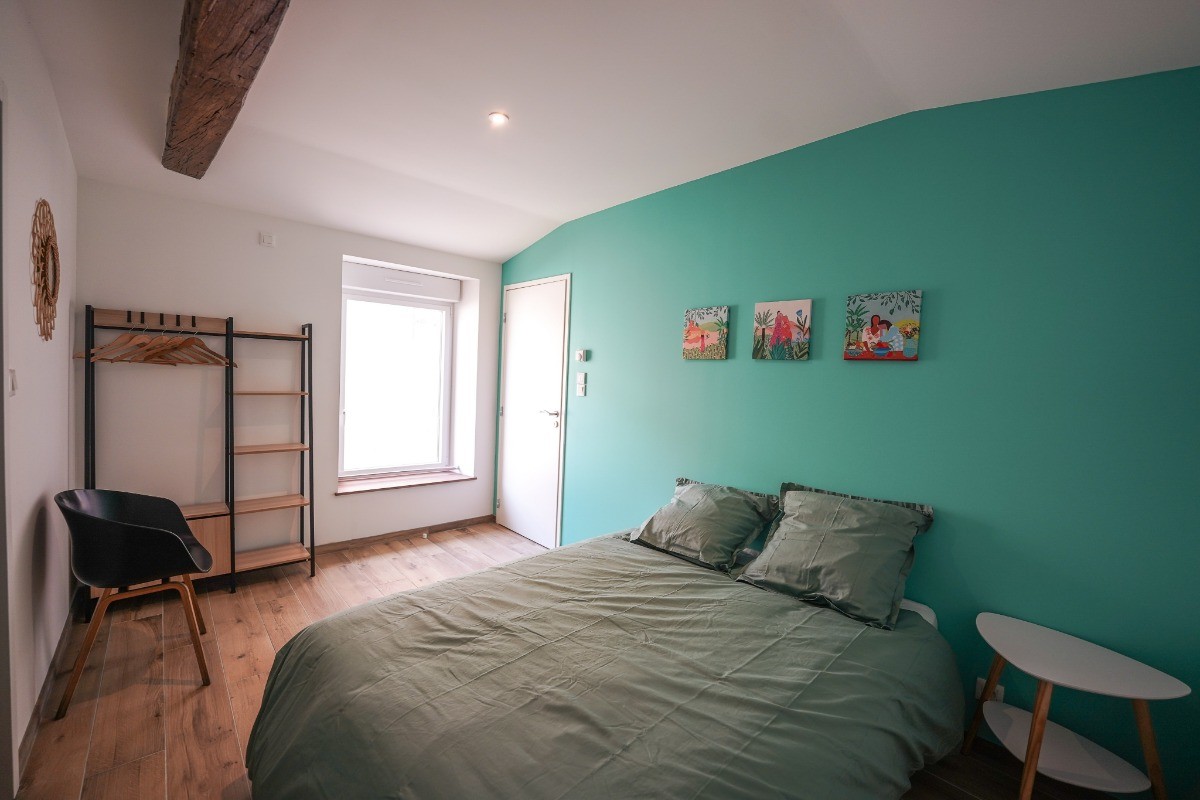 Chambre 2  - JUNGLE - avec un lit double et chambre enfants communicante - Grand Loggia