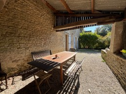 Auvent du gite 6 personnes