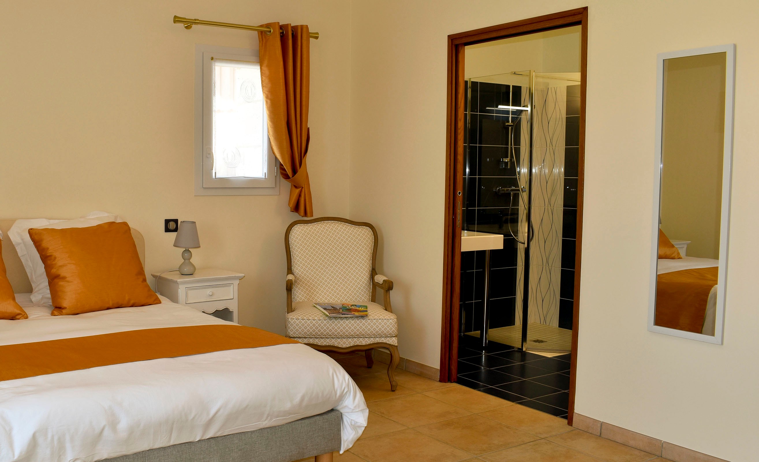 chambre arum et sa salle de bain