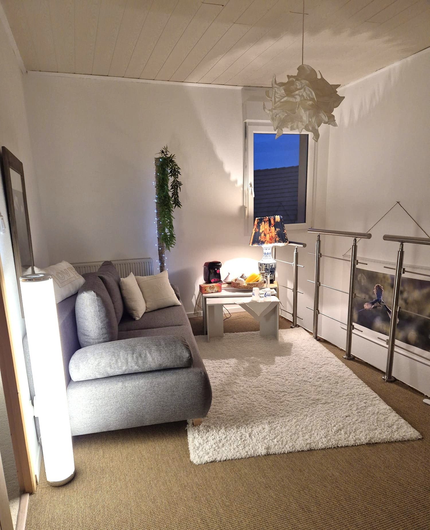 Mezzanine - Chambre d’hôtes de charme avec piscine, terrasse et vue sur les prairies