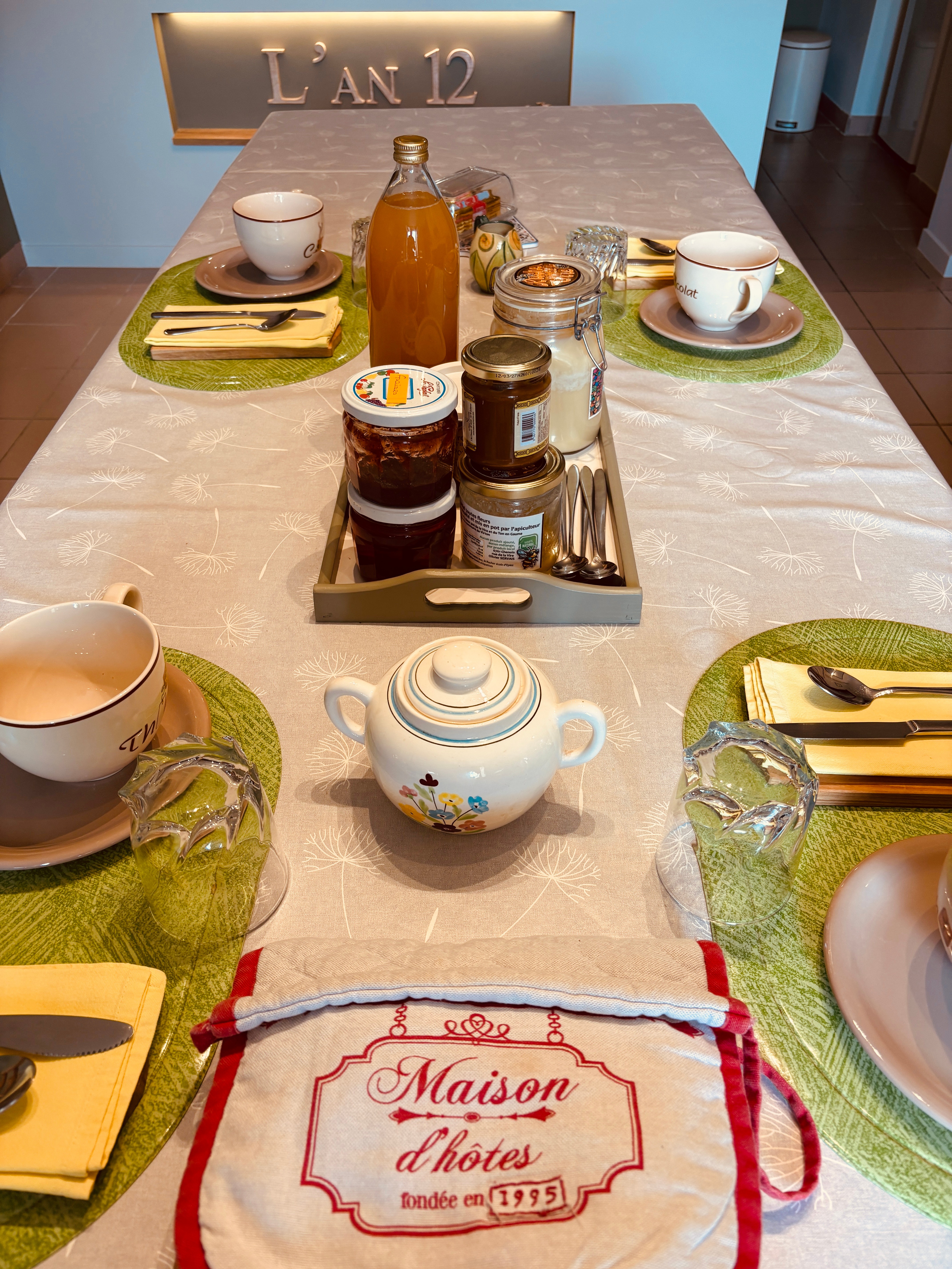 Petit déjeuner - Chambre d'hôtes l'An 12