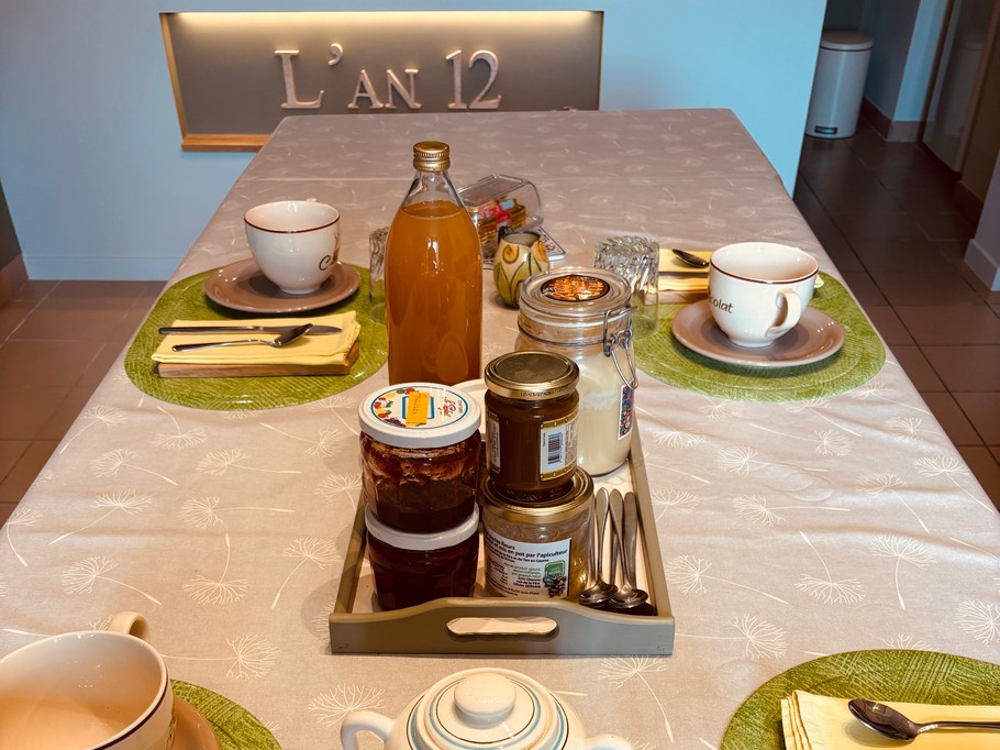 Petit déjeuner - Chambre d'hôtes l'An 12