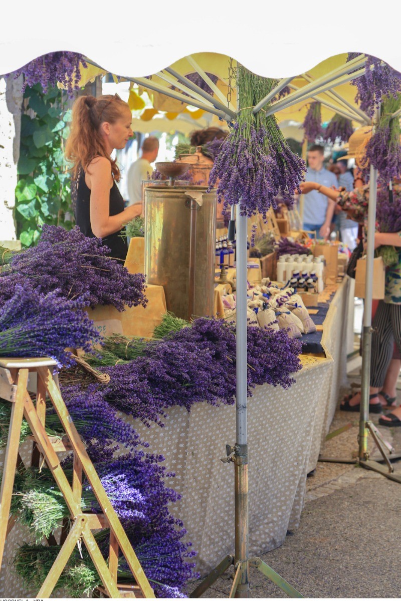 Marché de l'Isle sur la Sorgue (©A.Hocquel/VPA)