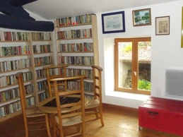 Coin bibliothèque et jeux