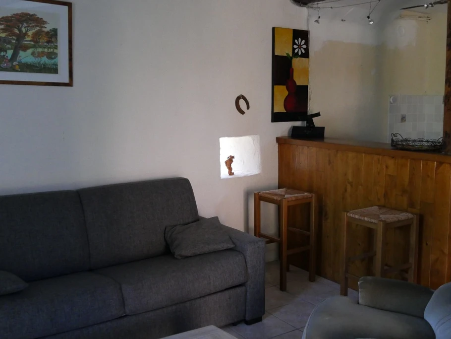 RDC kichenette , bar