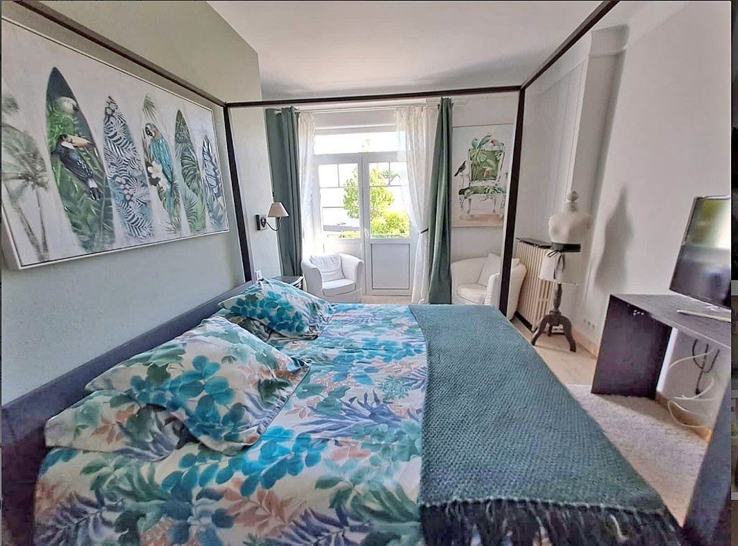 Perle d'emeraude un lit de 160