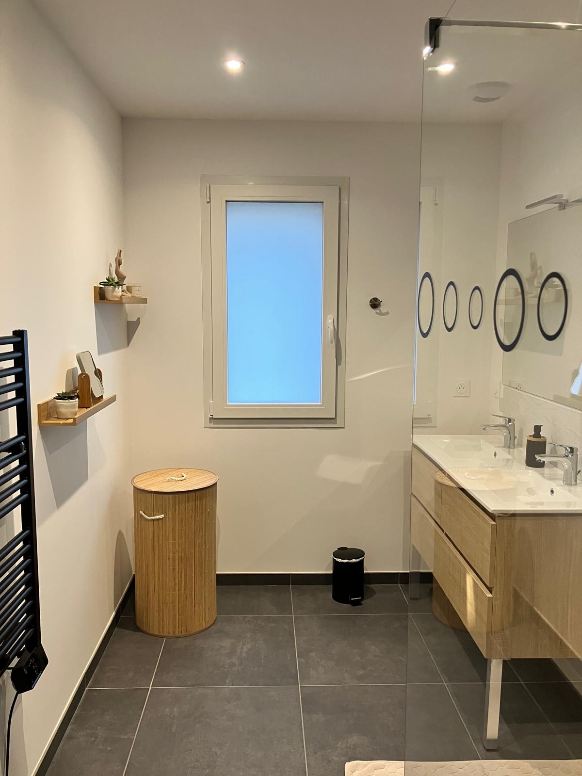 Salle d'eau - Gîte du Thoné