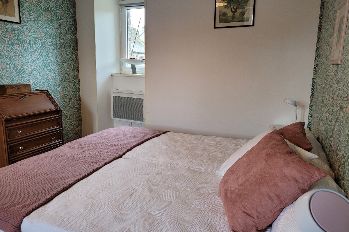 Chambre - LE MILIN DU, DE 4 A 5 PERSONNES - AU COEUR VILLAGE DE GOUAREC ENTRE LE MORBIHAN ET LES CÔTES D'ARMOR - BRETAGNE -