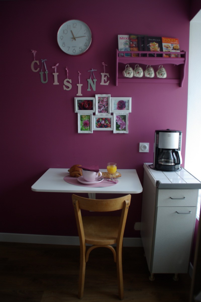 Maison, location Clévacances Bourbriac (Côtes d'Armor, Bretagne) -Espace petit déjeuner