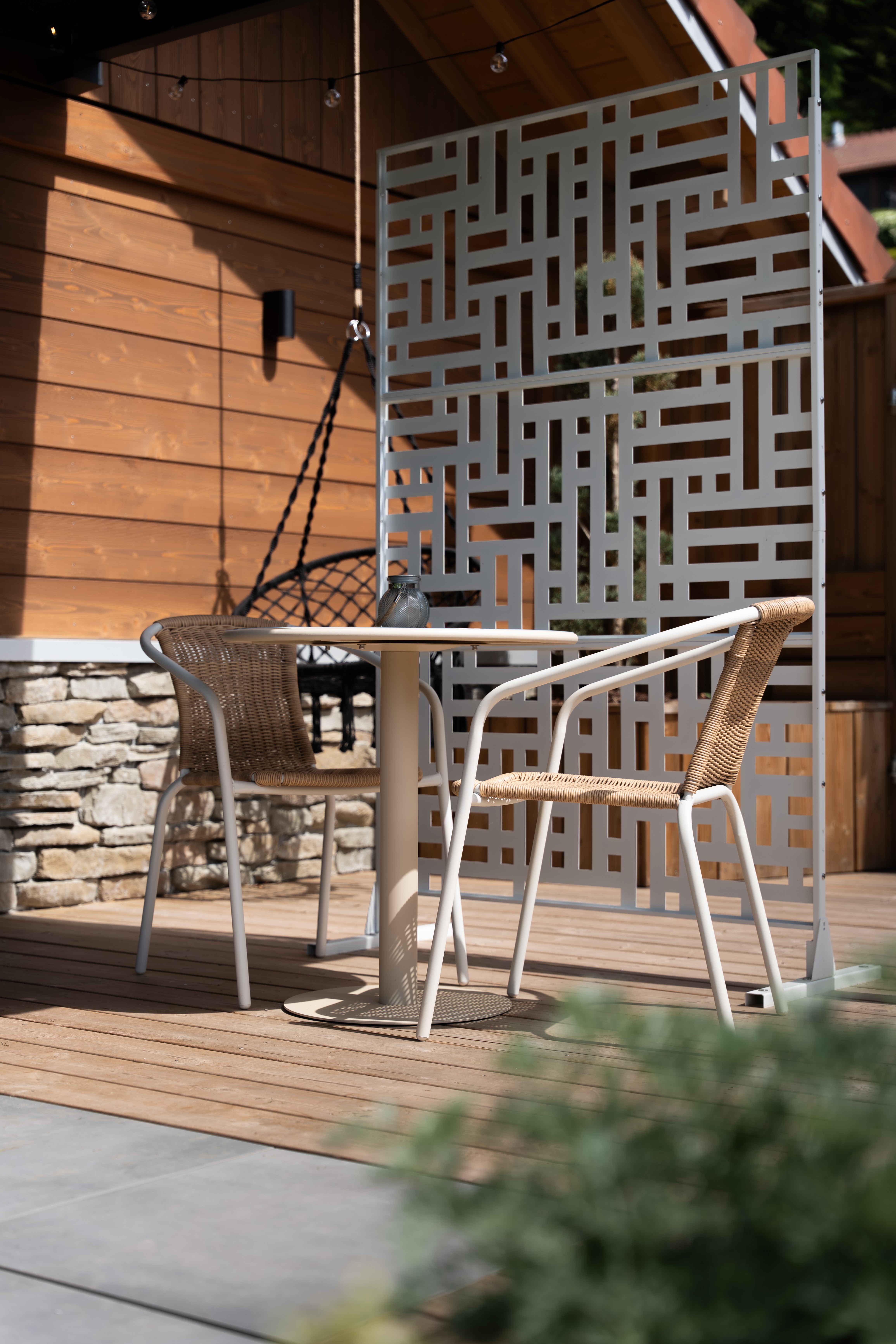 Scandi'Blue shaded terrace - Domaine Epic Chalets