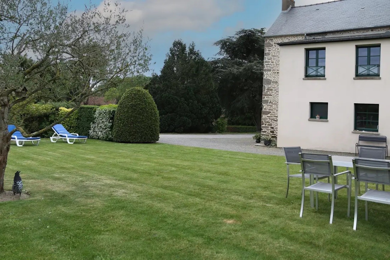 Shared garden with furniture available for use