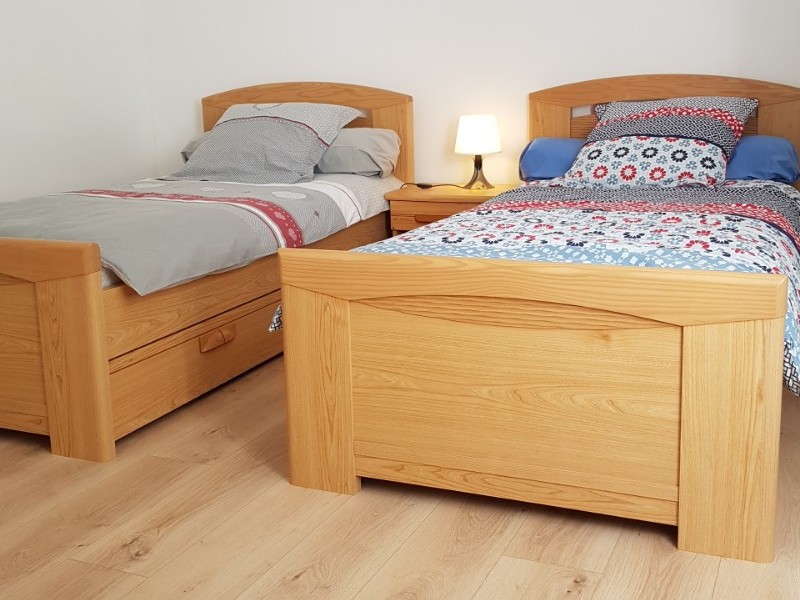 Room for 2 people (2 beds 90 x 200 cm)